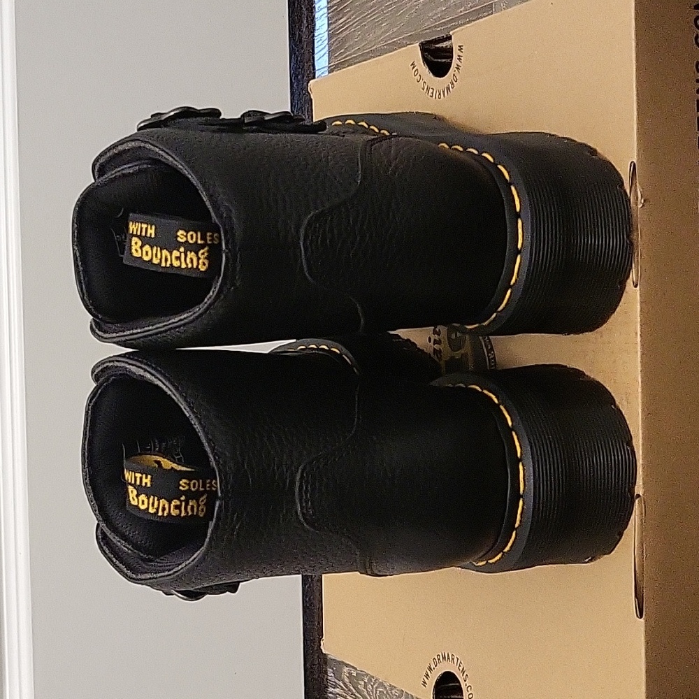 Dr. Martens Black Leather Womens Devon Flower Buckles Boots Size 11 - Picture 12 of 17